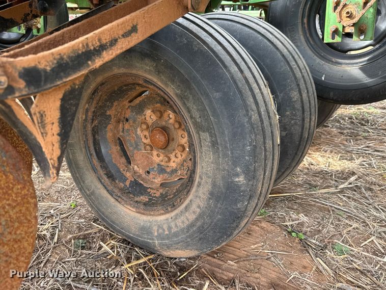 image for item NA9928 Great Plains Full Press 30 grain drill