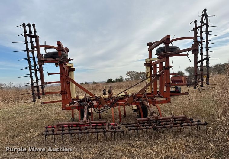image for item NA9930 Krause 732A field cultivator