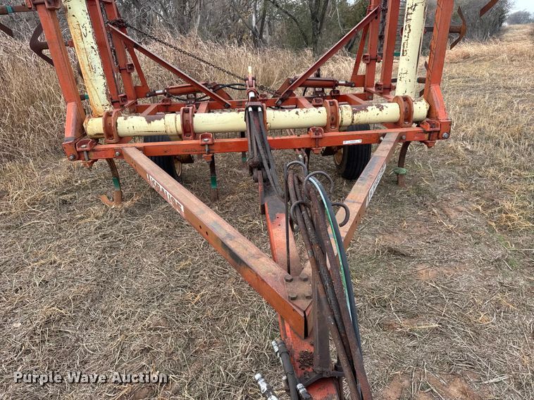 image for item NA9930 Krause 732A field cultivator