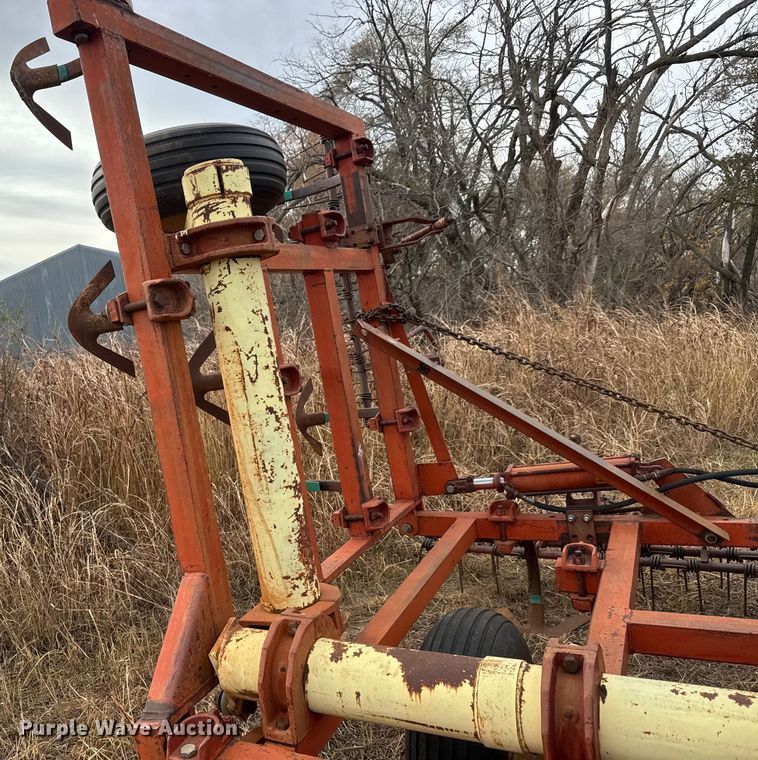 image for item NA9930 Krause 732A field cultivator