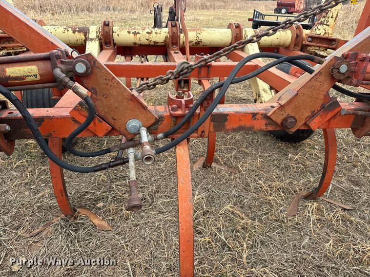 image for item NA9930 Krause 732A field cultivator