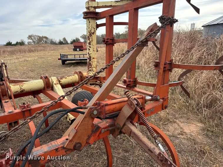 image for item NA9930 Krause 732A field cultivator