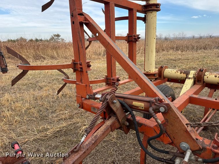 image for item NA9930 Krause 732A field cultivator