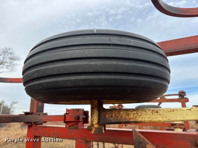 image for item NA9930 Krause 732A field cultivator