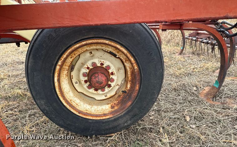 image for item NA9930 Krause 732A field cultivator