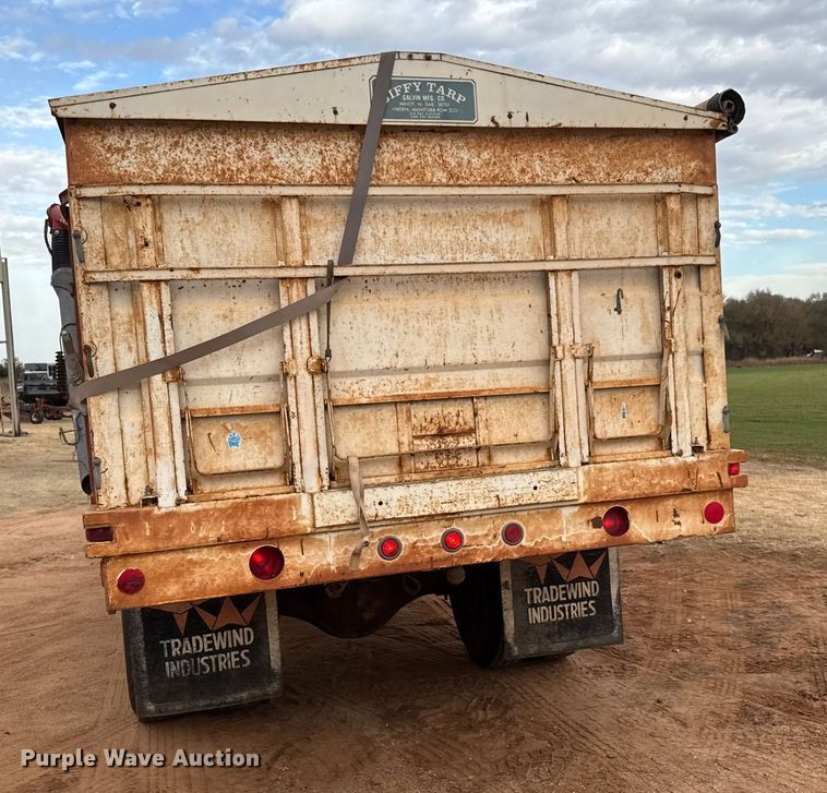 image for item NA9931 1972 GMC 6500 Custom grain truck