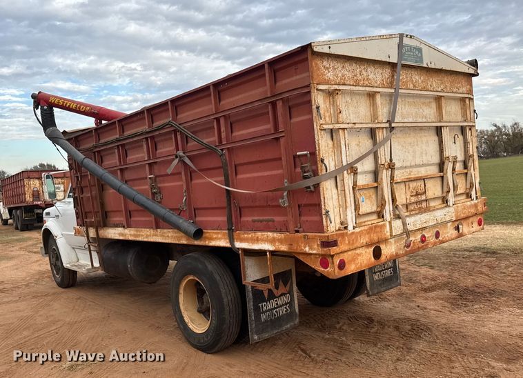 image for item NA9931 1972 GMC 6500 Custom grain truck