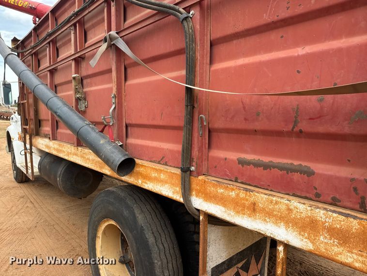 image for item NA9931 1972 GMC 6500 Custom grain truck