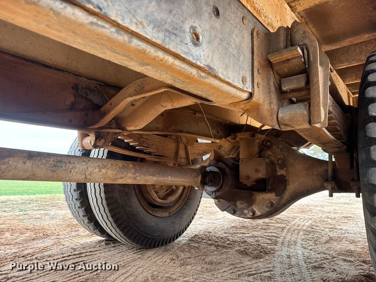 image for item NA9931 1972 GMC 6500 Custom grain truck
