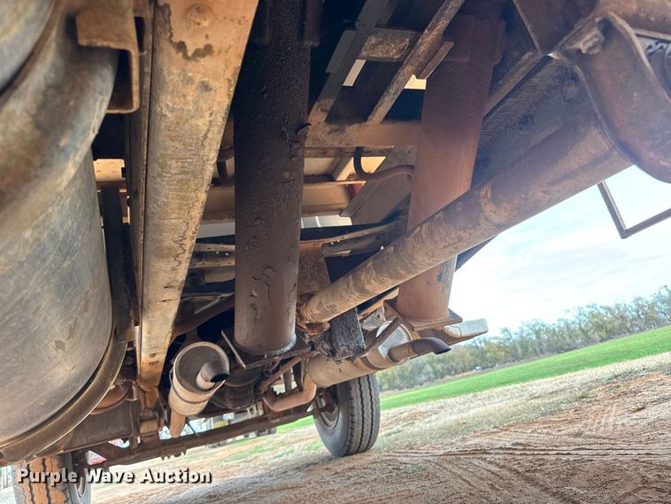 image for item NA9931 1972 GMC 6500 Custom grain truck