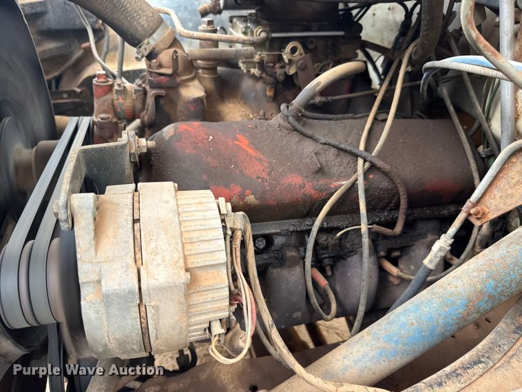 image for item NA9931 1972 GMC 6500 Custom grain truck