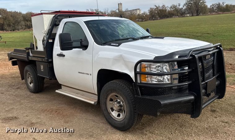 image for item NA9933 2009 Chevrolet Silverado 3500 HD dump bale bed pickup truck