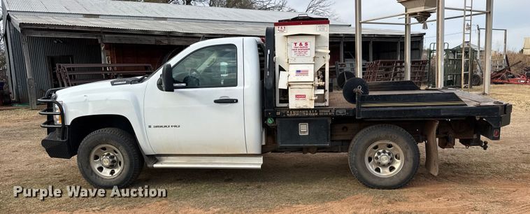 image for item NA9933 2009 Chevrolet Silverado 3500 HD dump bale bed pickup truck