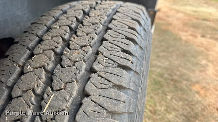 image for item NA9933 2009 Chevrolet Silverado 3500 HD dump bale bed pickup truck