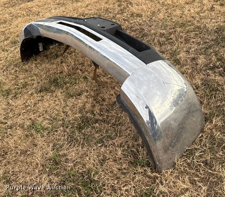 image for item NA9933 2009 Chevrolet Silverado 3500 HD dump bale bed pickup truck