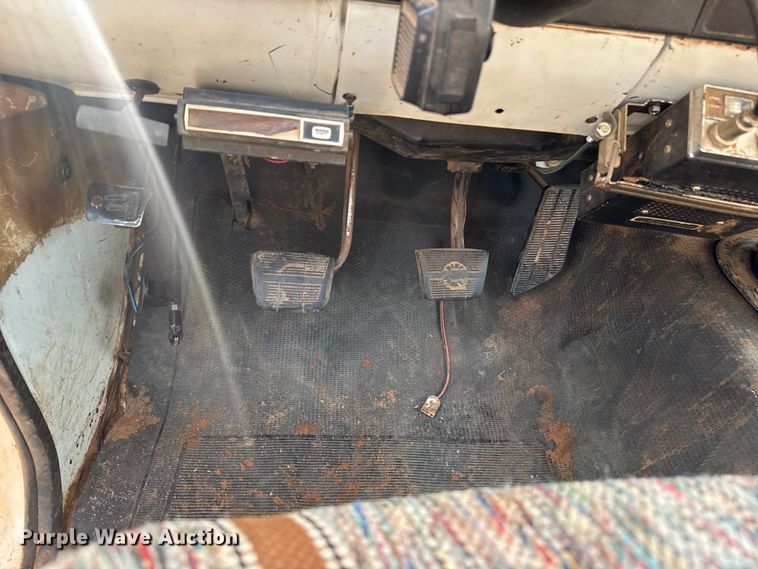 image for item NA9934 1982 Chevrolet C30 Scottsdale flatbed pickup truck