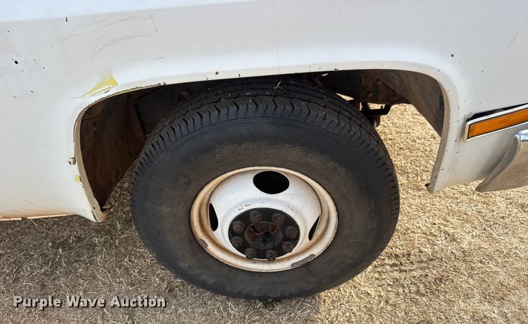 image for item NA9934 1982 Chevrolet C30 Scottsdale flatbed pickup truck