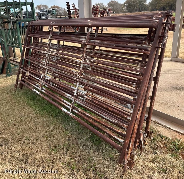 image for item NA9935 Livestock equipment