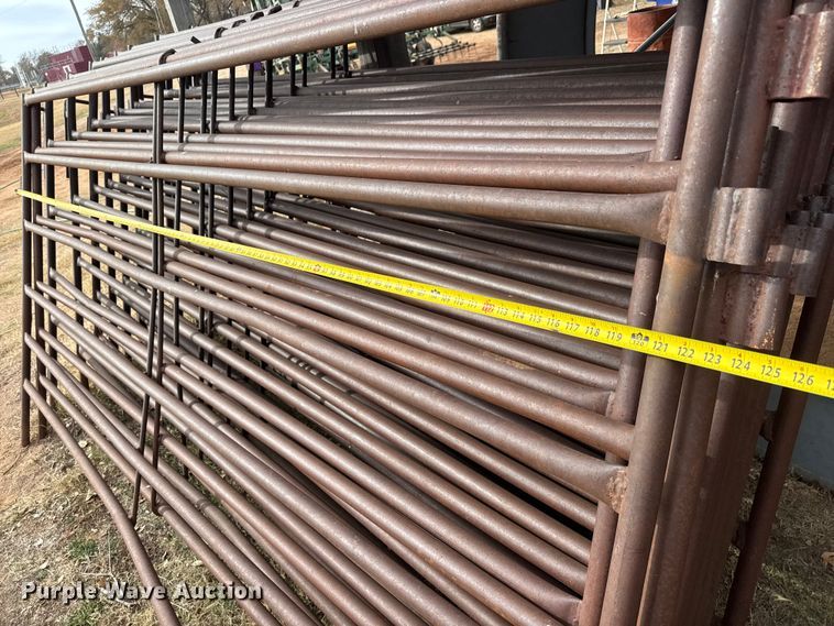 image for item NA9935 Livestock equipment