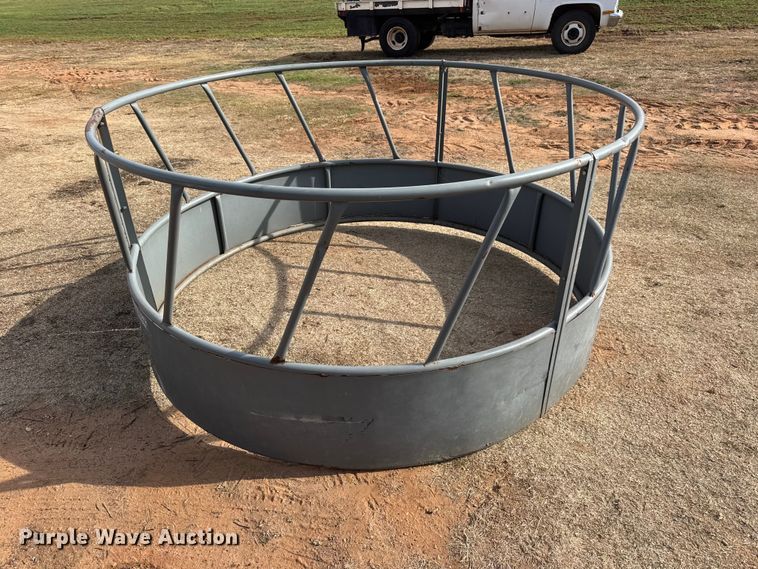 image for item NA9935 Livestock equipment