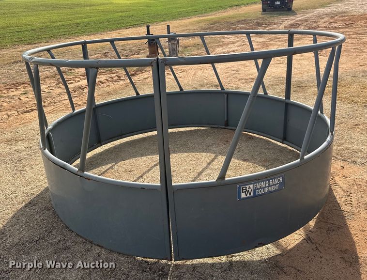 image for item NA9935 Livestock equipment