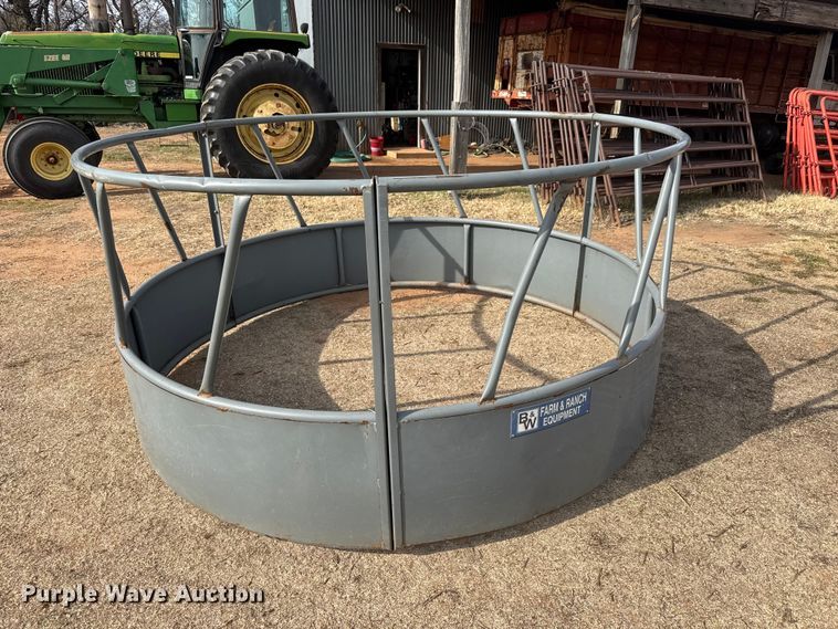 image for item NA9935 Livestock equipment