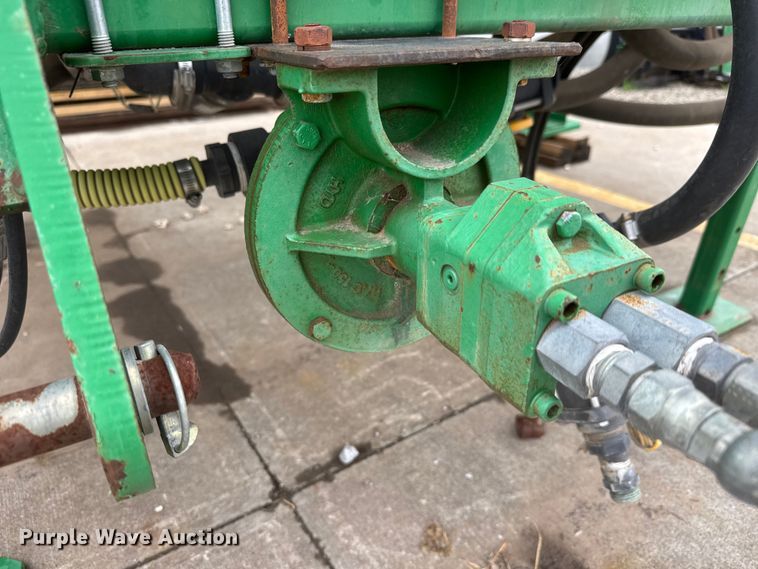 image for item NA9961 Great Plains CF500 sprayer