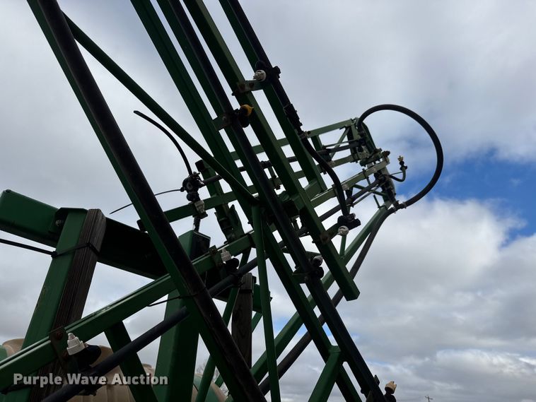 image for item NA9961 Great Plains CF500 sprayer