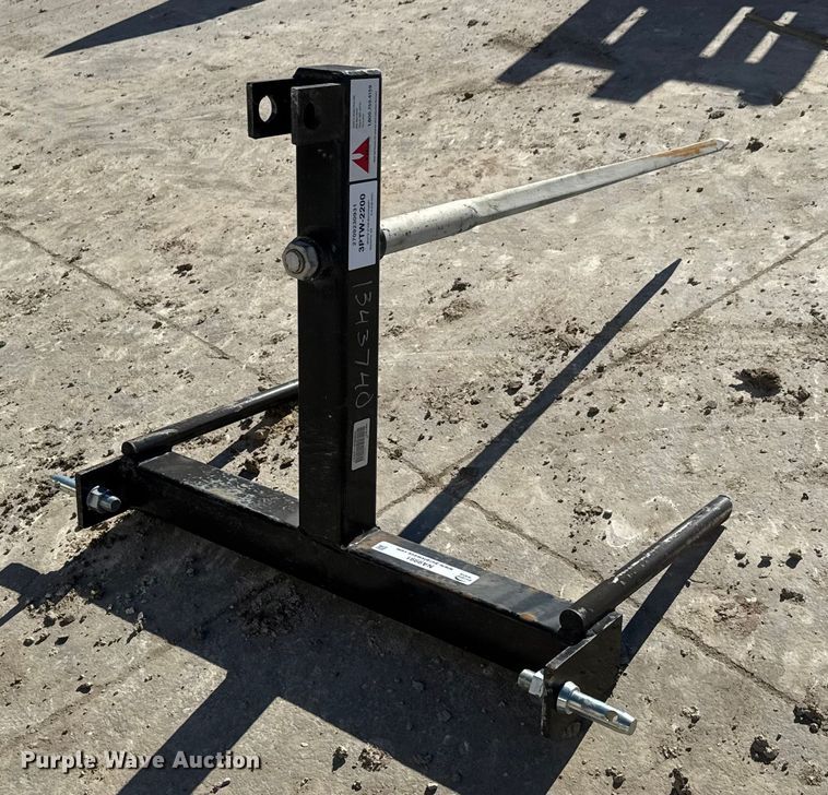 image for item NA9991 Tri-L 3PTW-2200 bale spear