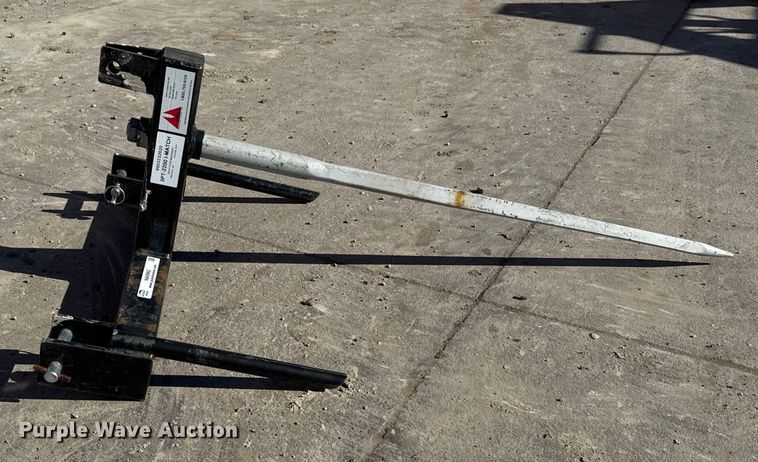 image for item NA9992 Tri-L 3PT-2200 I-Match bale spear