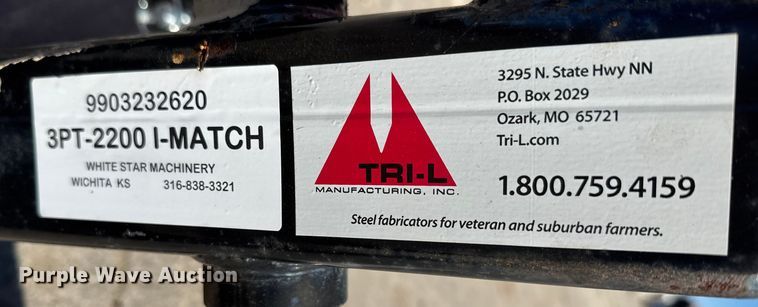 image for item NA9992 Tri-L 3PT-2200 I-Match bale spear