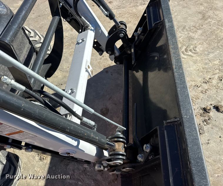 image for item NA9999 2021 Bobcat CT1025 MFWD tractor