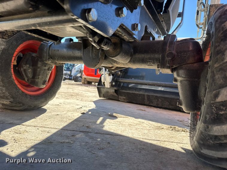 image for item NA9999 2021 Bobcat CT1025 MFWD tractor