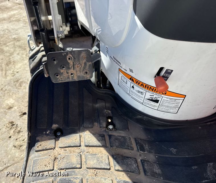 image for item NA9999 2021 Bobcat CT1025 MFWD tractor