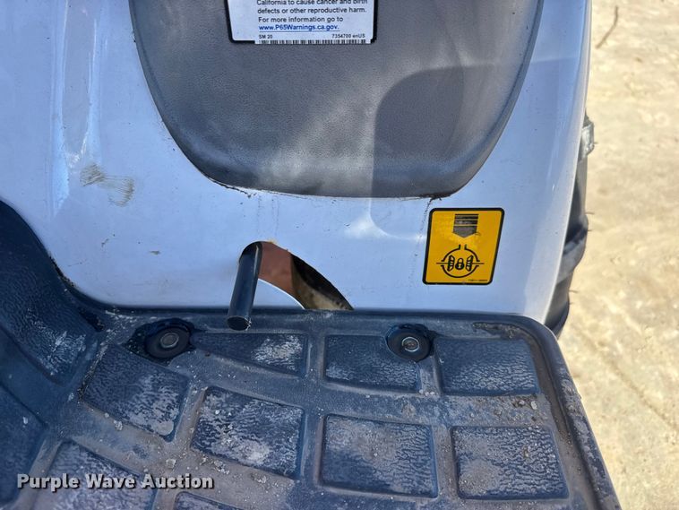 image for item NA9999 2021 Bobcat CT1025 MFWD tractor