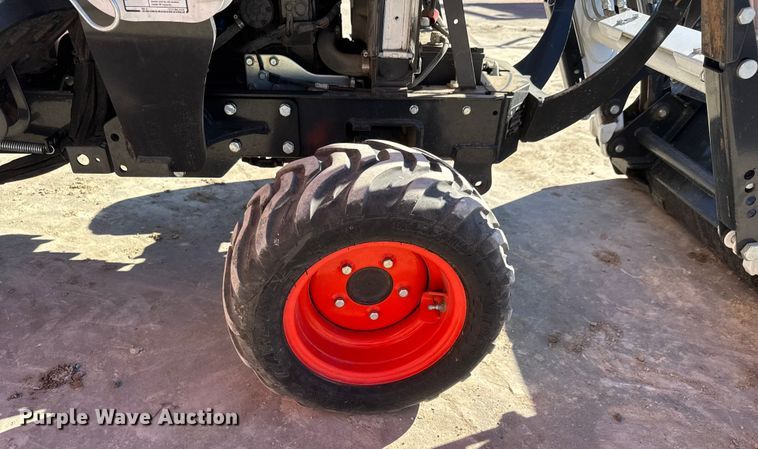 image for item NA9999 2021 Bobcat CT1025 MFWD tractor