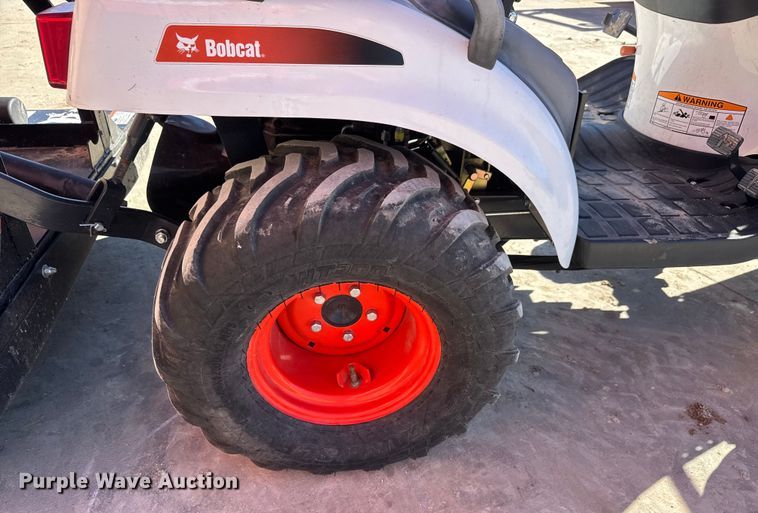 image for item NA9999 2021 Bobcat CT1025 MFWD tractor