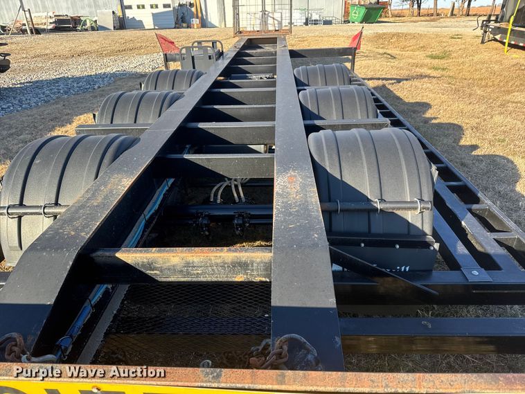 image for item NB9021 2019 Neville Built sprayer trailer