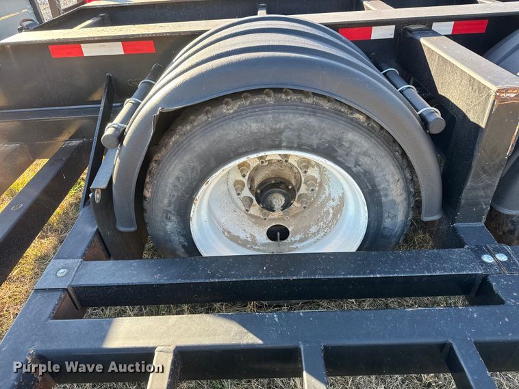 image for item NB9021 2019 Neville Built sprayer trailer