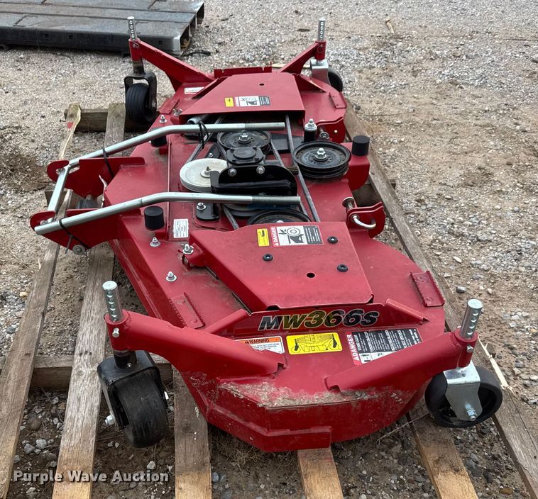 image for item NB9022 Case IH MW366S mower deck