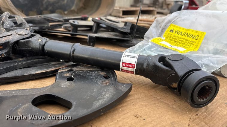 image for item NB9022 Case IH MW366S mower deck