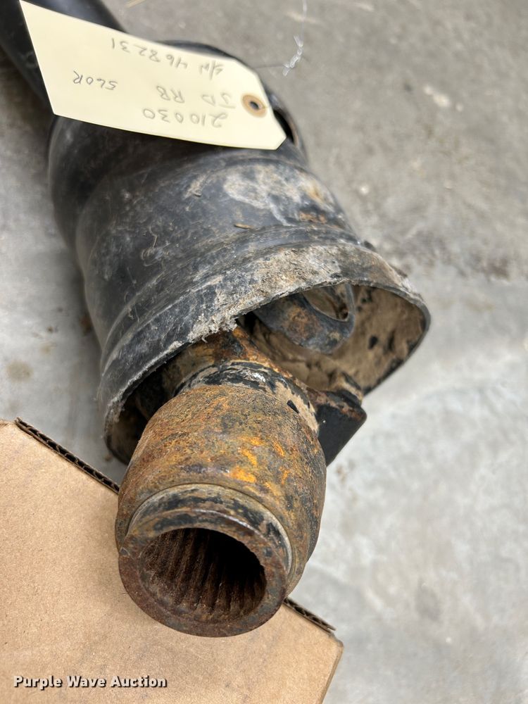 image for item NB9023 2020 John Deere 560R round baler