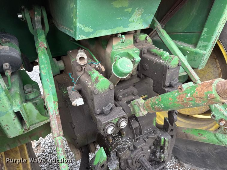 image for item NB9025 1975 John Deere 4230 tractor