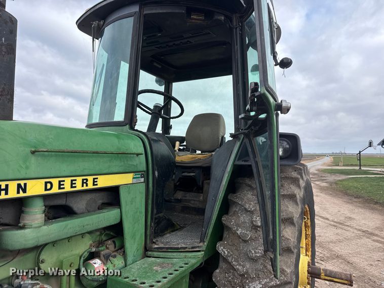 image for item NB9025 1975 John Deere 4230 tractor