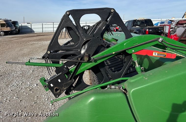 image for item YA1519 2015 John Deere 635FD HydraFlex flex draper head