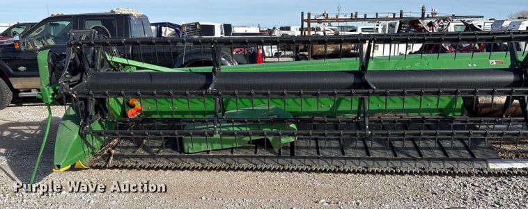 image for item YA1519 2015 John Deere 635FD HydraFlex flex draper head