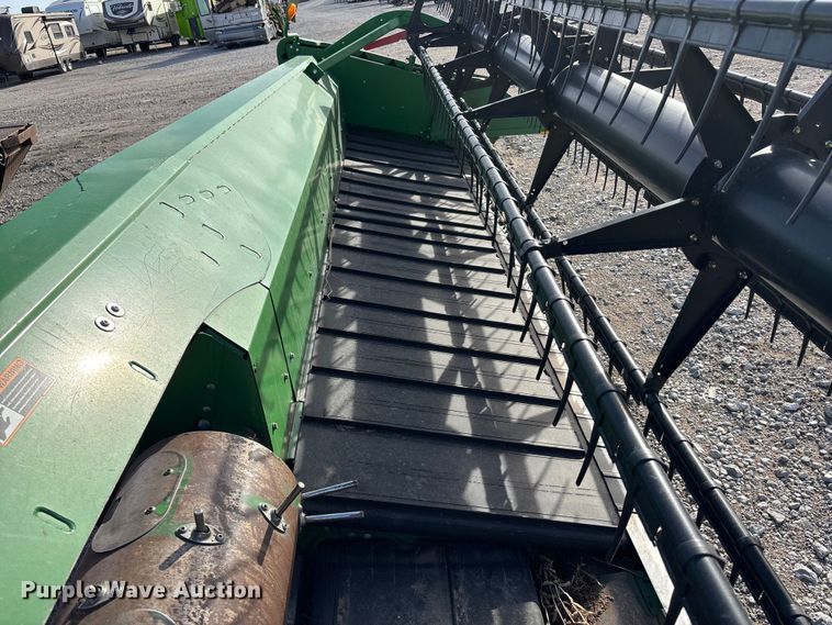 image for item YA1519 2015 John Deere 635FD HydraFlex flex draper head