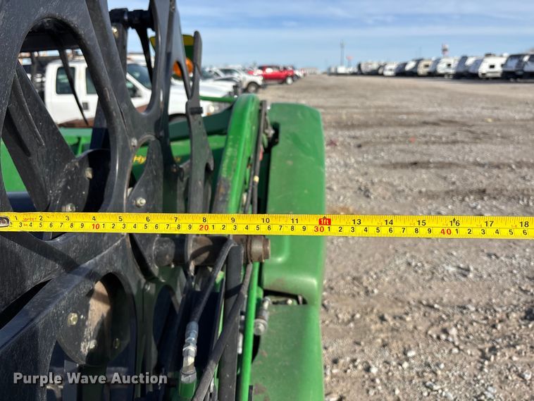 image for item YA1519 2015 John Deere 635FD HydraFlex flex draper head
