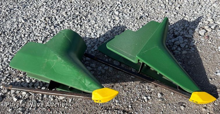 image for item YA1519 2015 John Deere 635FD HydraFlex flex draper head