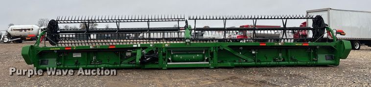 image for item YA1547 2025 John Deere RDF40 HydraFlex flex draper head
